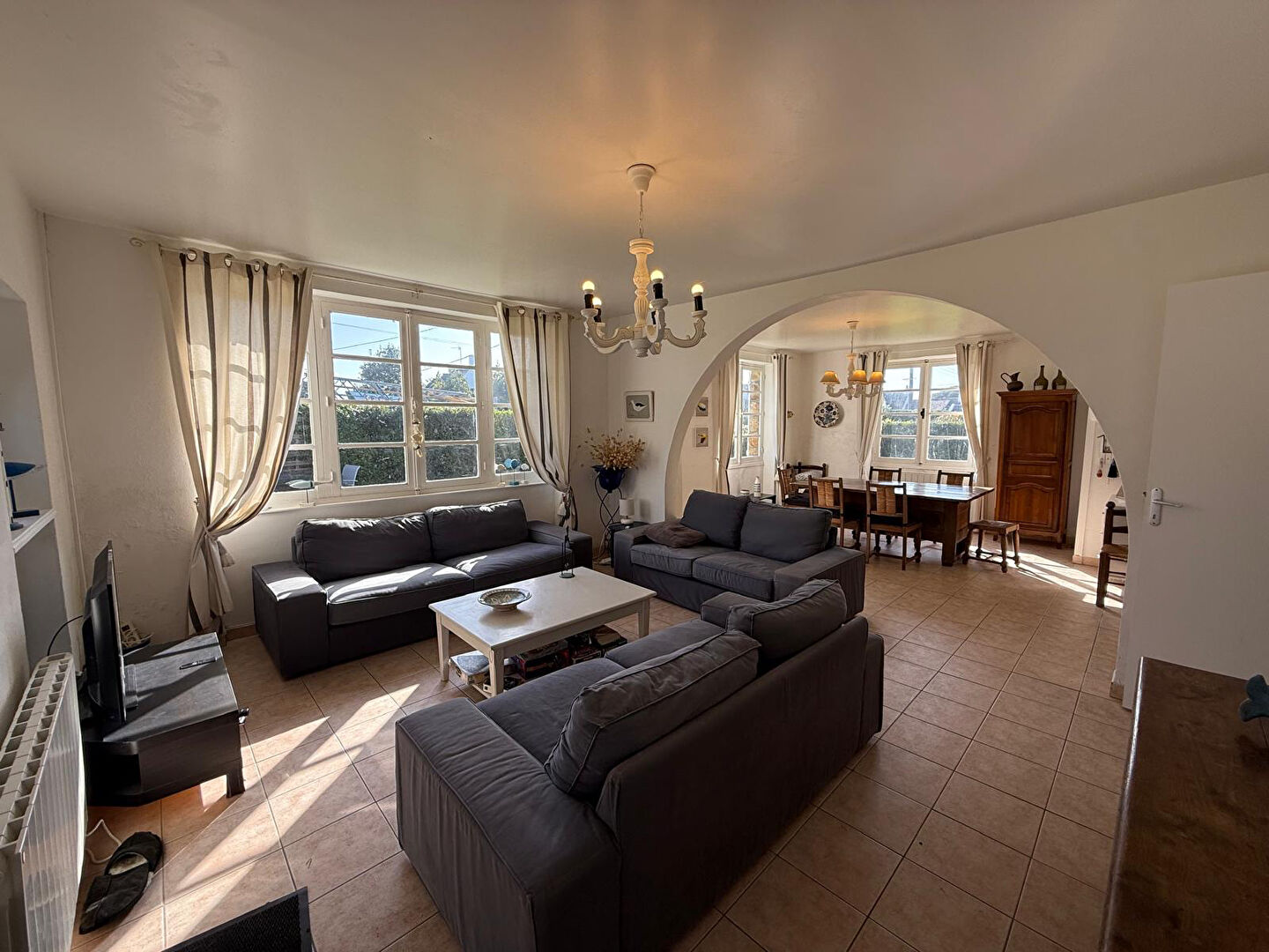 Photo MAISON EN PIERRE A RENOVER KERBOURGNEC AVEC GRAND TERRAIN A 50M DE LA  PLAGE image 2/6