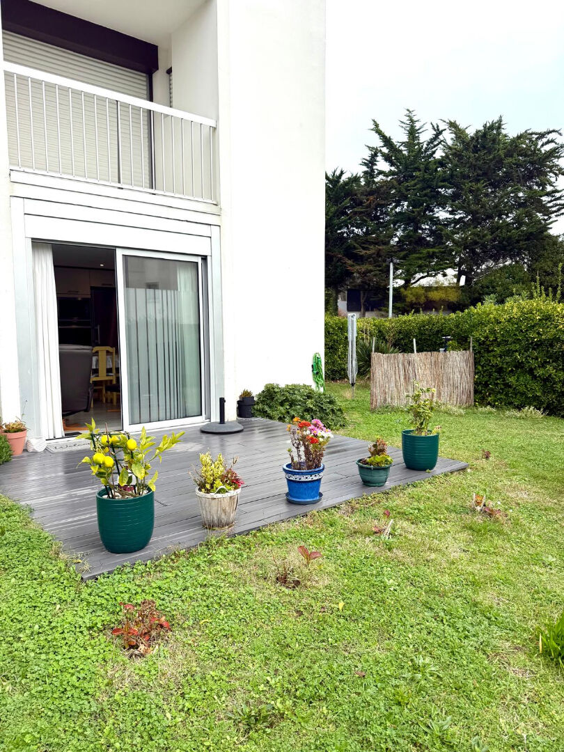 Photo APPARTEMENT REZ DE JARDIN T2 ENTIEREMENT RENOVÉ PROCHE GRANDE PLAGE image 1/6