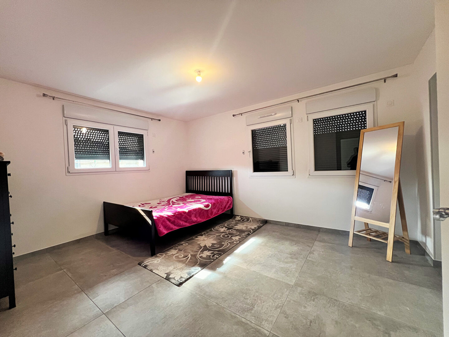 Photo Maison d'habitation T4 récente image 4/6