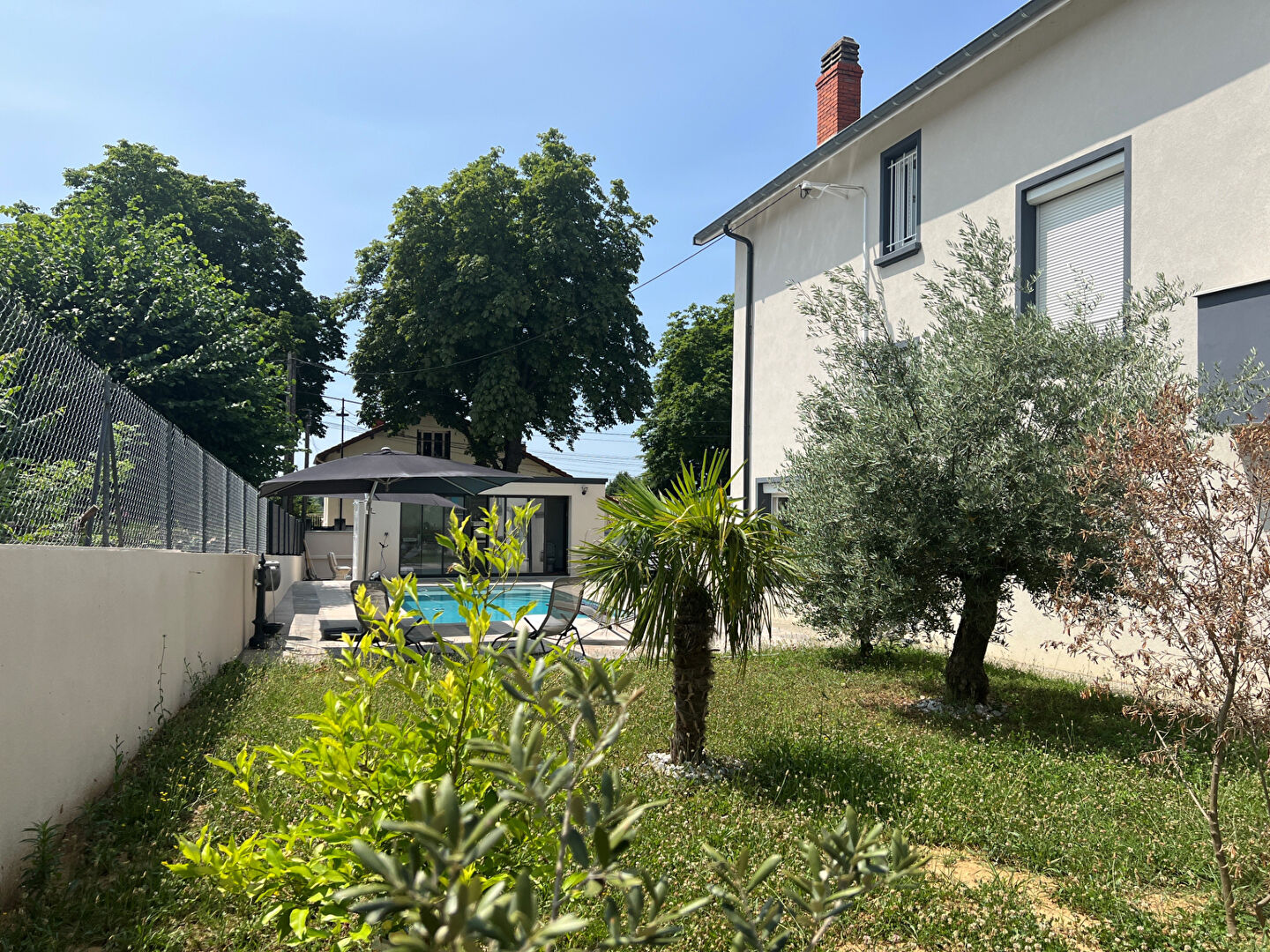 MAISON / VILLA T11 À FEYZIN DE 800 M² FEYZIN (69320)