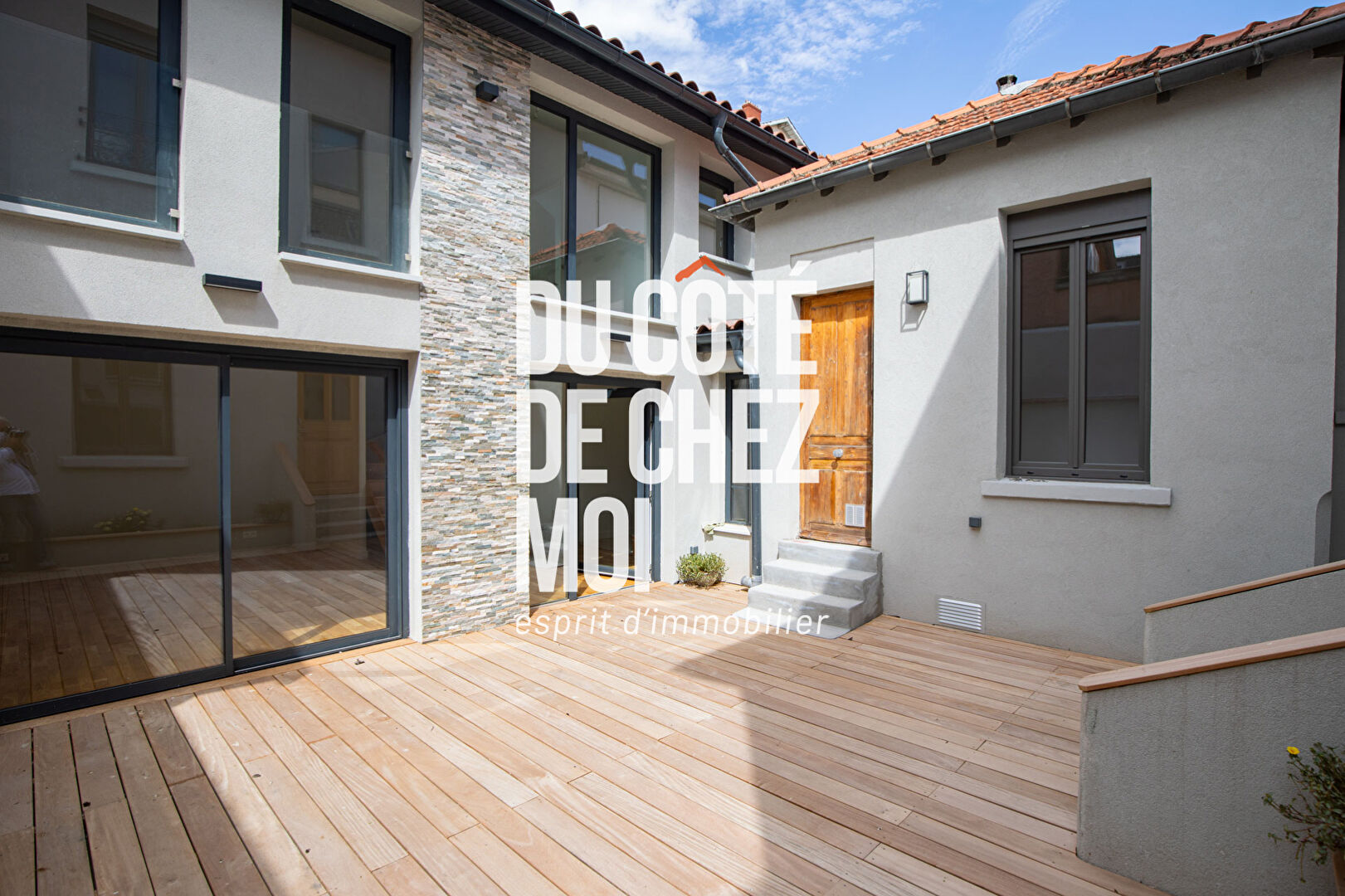 Agence immobilière de DU CÔTÉ DE CHEZ MOI - Saint-Genis-Laval