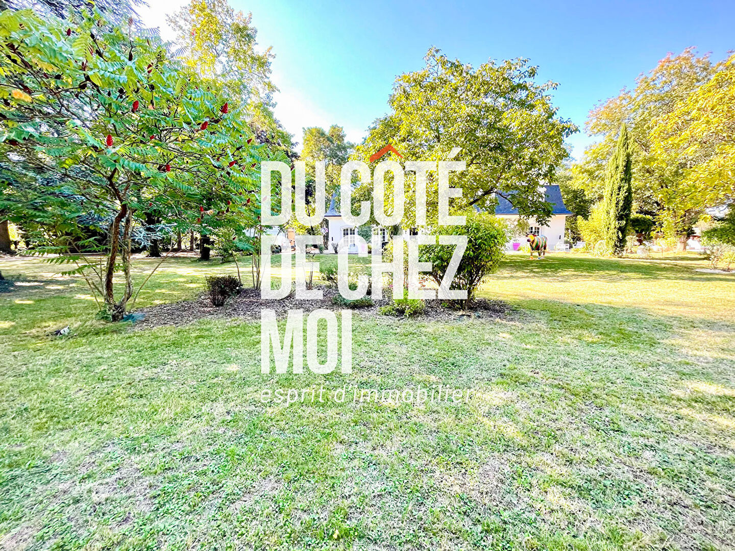 Agence immobilière de DU CÔTÉ DE CHEZ MOI - Saint-Genis-Laval