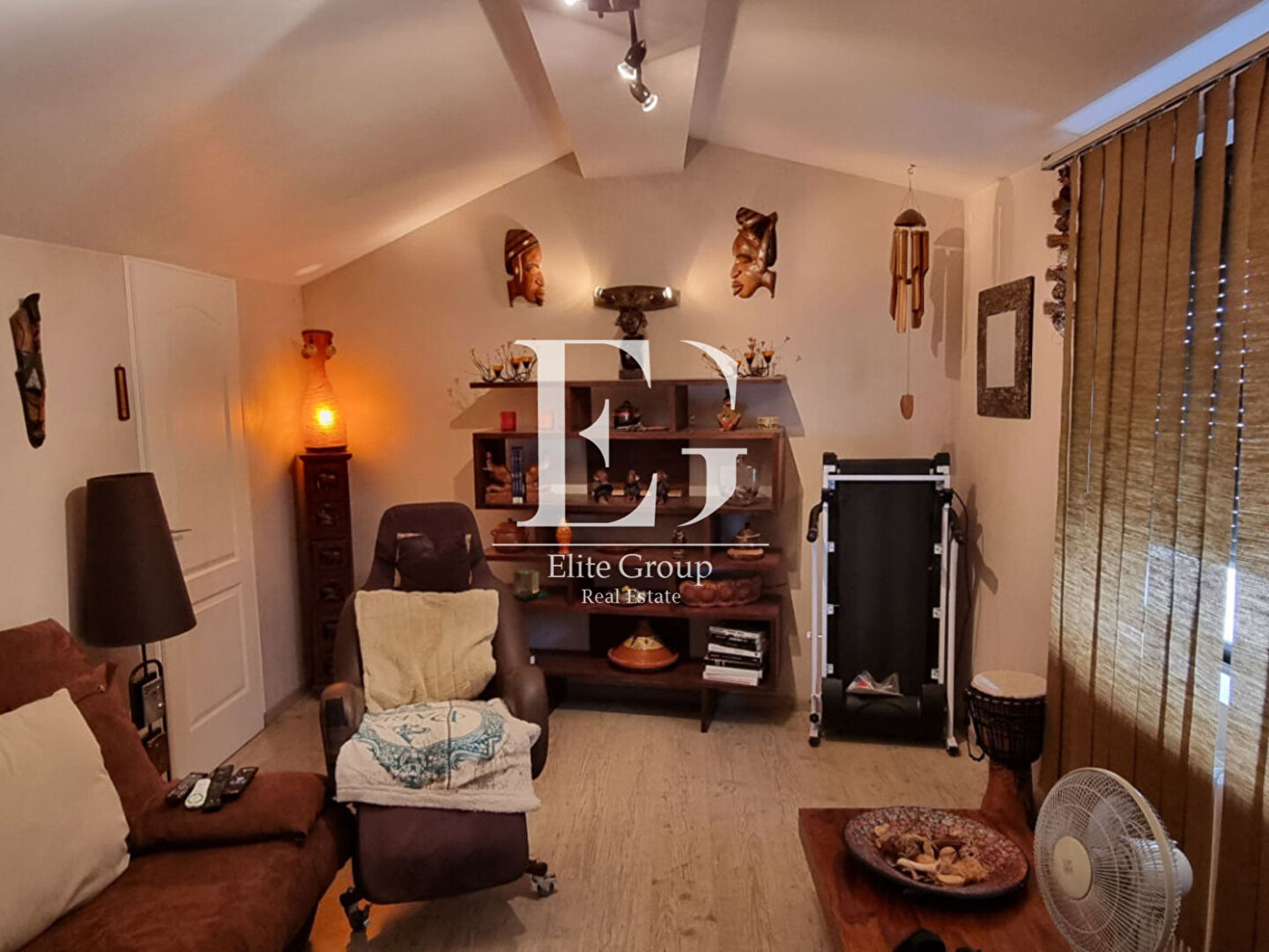 Photo A VENDRE MAISON DE VILLE 7 PIECES 200 m² ROUILLAC image 6/6