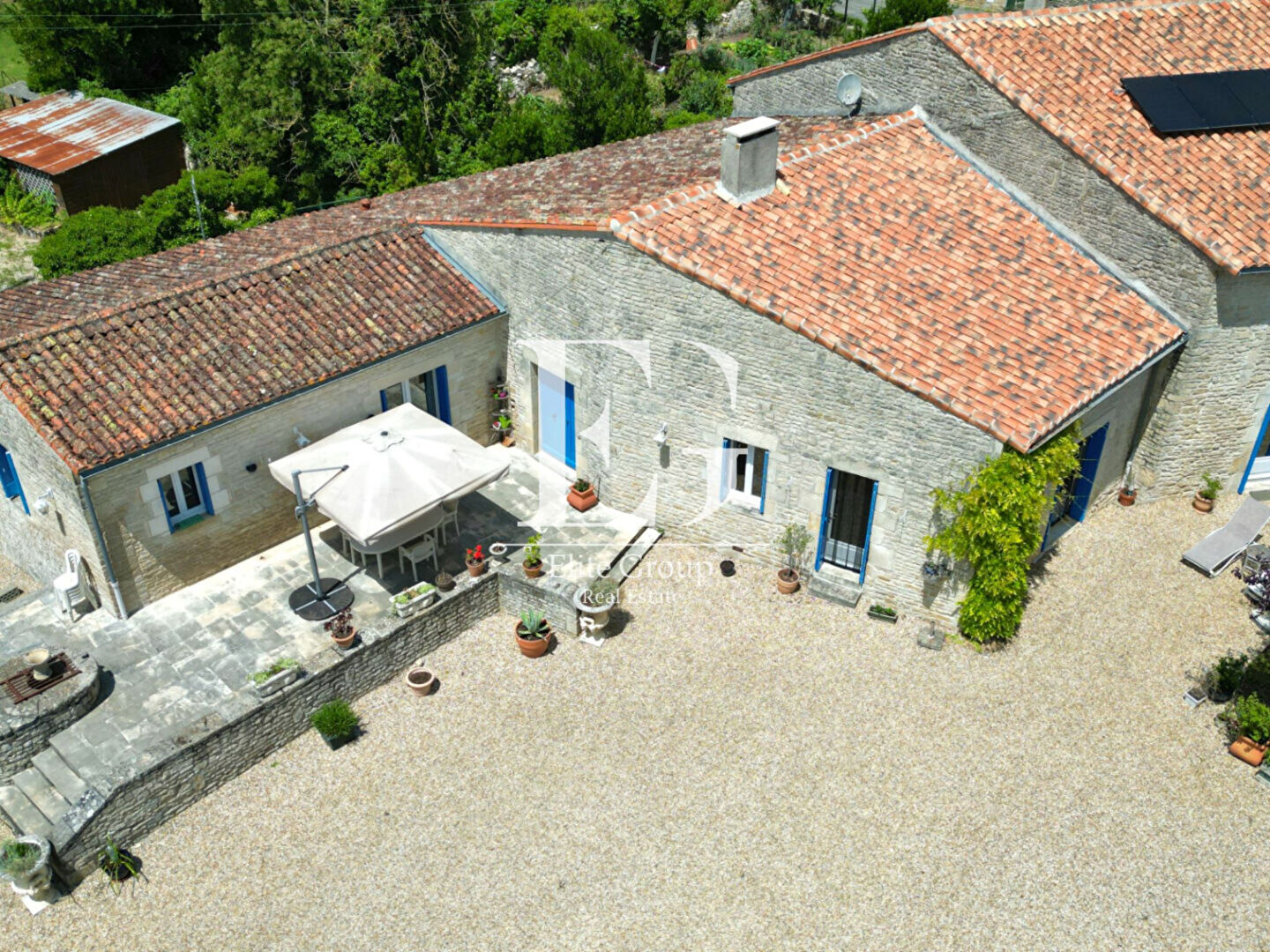 A VENDRE MAISON 8 PIECES 245 m²  VILLEFAGNAN