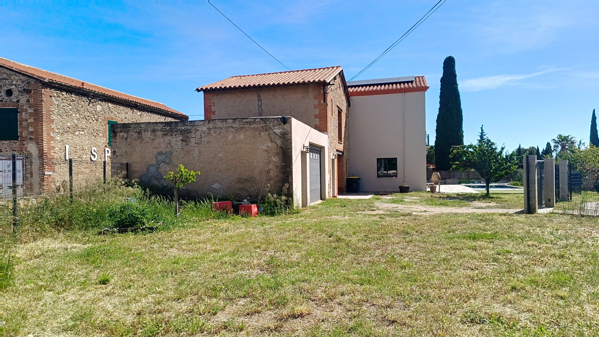 Photo Maison Fourques 6 pièce(s) 260 m2 image 6/6