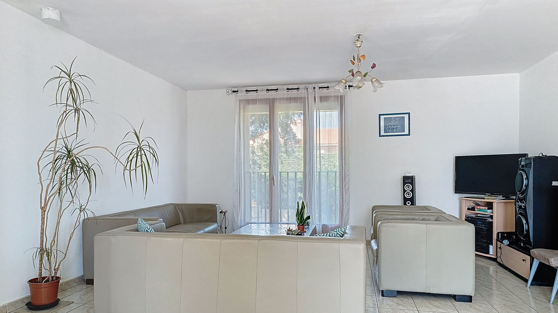 Photo Maison 7 pièce(s) 170 m2 image 2/6