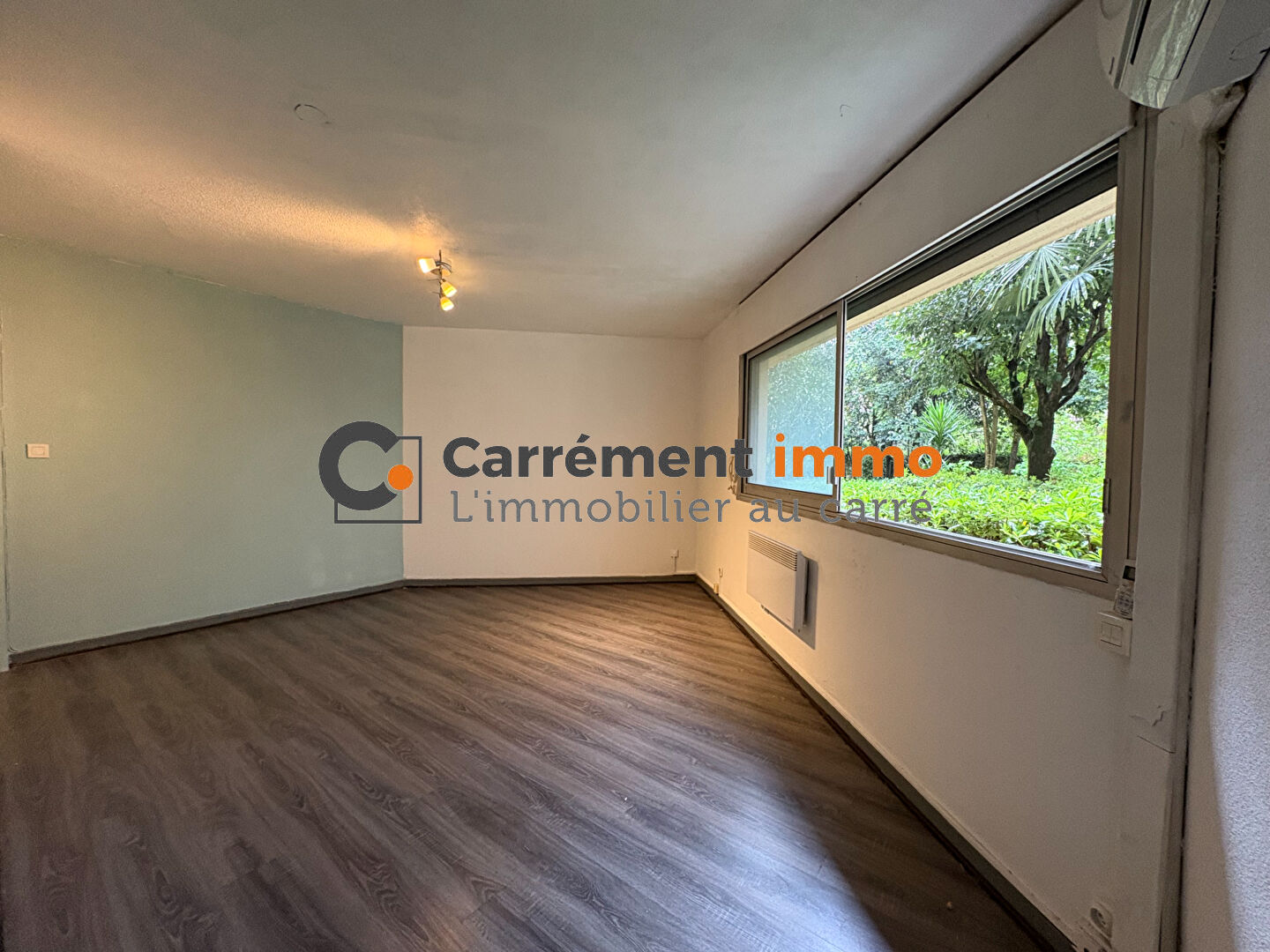 Photo LOCAL PROFESSIONNEL BOUTONNET DANS CENTRE MEDICAL - 19.51 m2 image 3/6