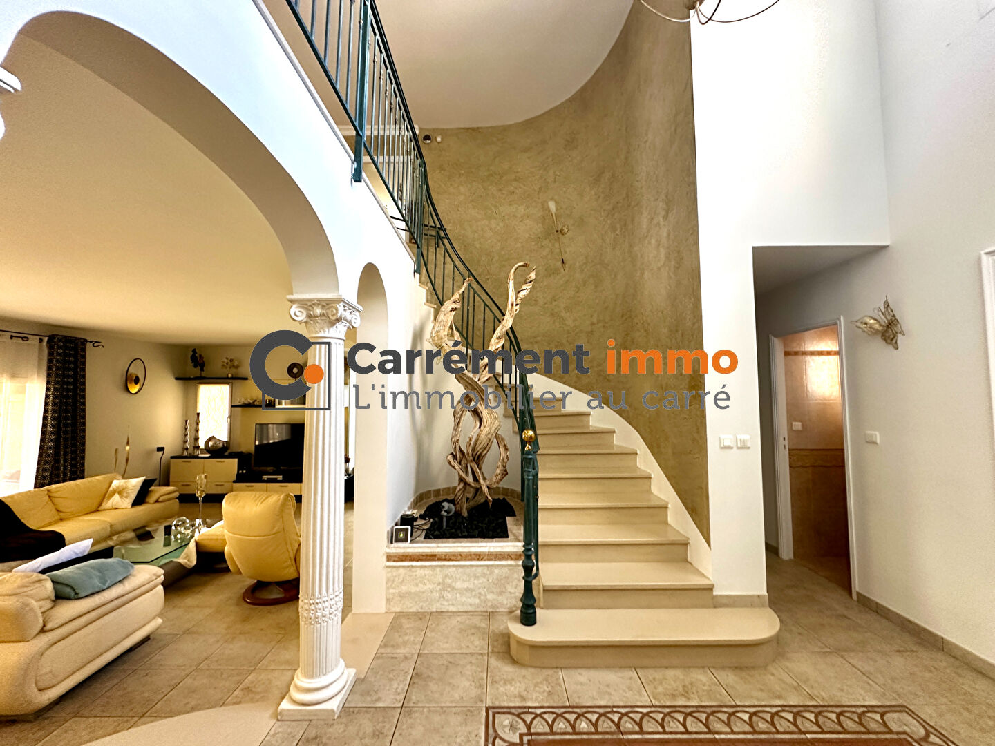 Photo Villa de luxe Juvignac sur les hauts de Fontcaude 232 m2 image 3/6