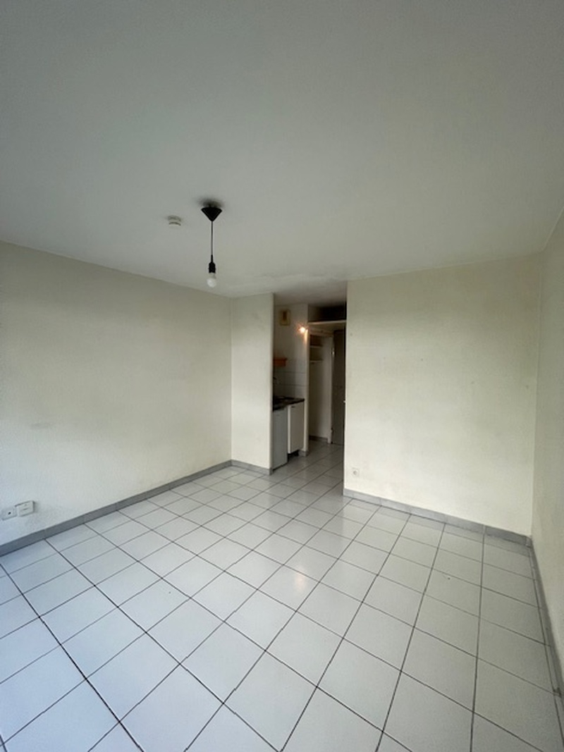 Photo Appartement  1 pièce(s) MILLENAIRE + PARKING image 4/6