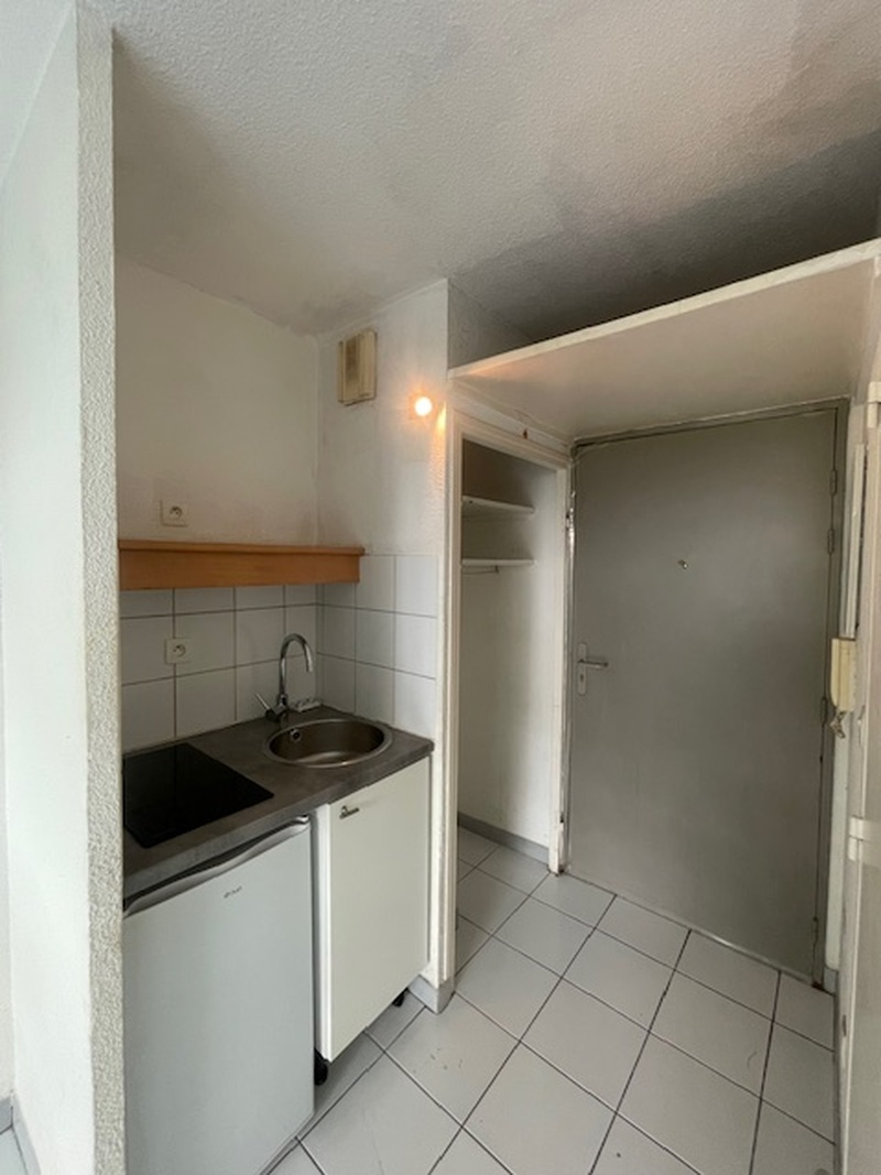 Photo Appartement  1 pièce(s) MILLENAIRE + PARKING image 6/6