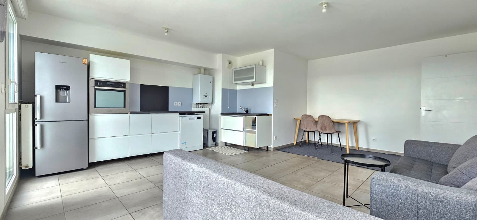 Decines Centre - Avenue Jean Jaures - Appartement 3 pièces 59.86 m²