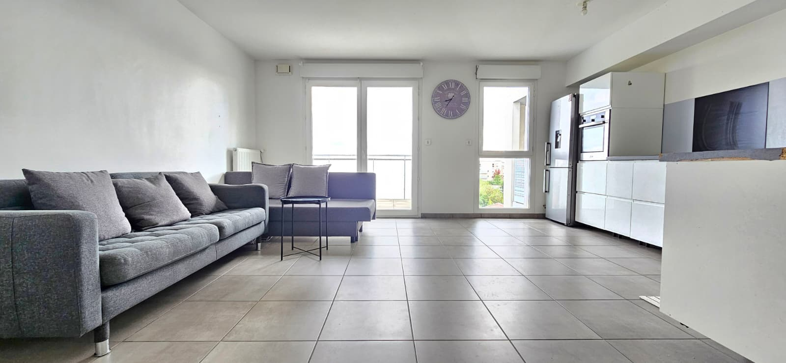 Photo Decines Centre - Avenue Jean Jaures - Appartement 3 pièces 59.86 m² image 2/6