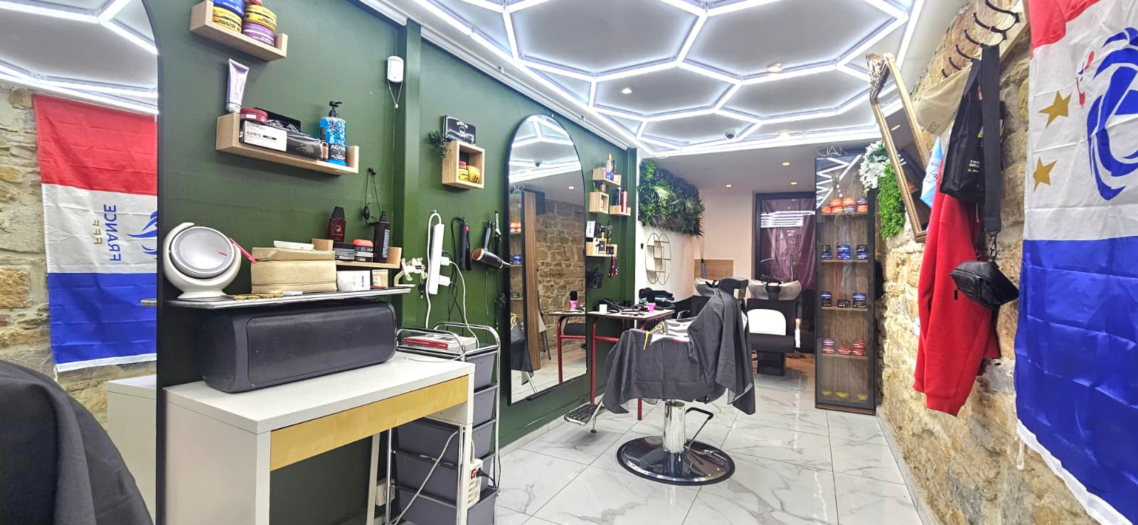 Photo Murs commerciaux Lyon 7 ème 32.6 m² image 2/5