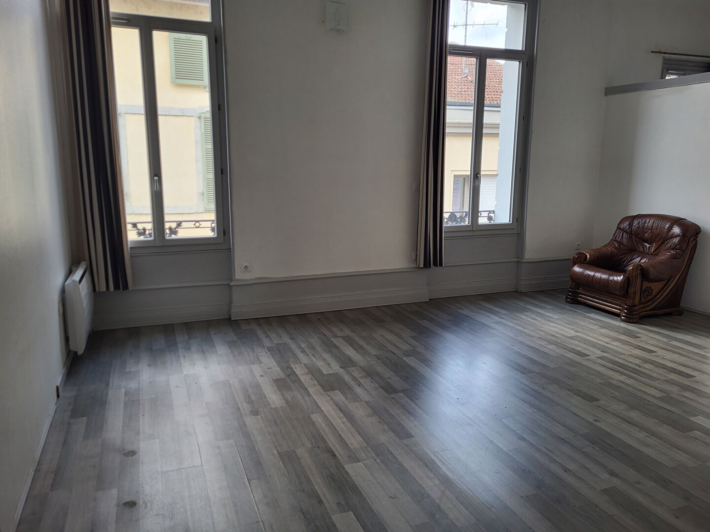 Photo A VENDRE Appartement  4 pièce(s)  T3 + Studio DAX 40100 image 2/6