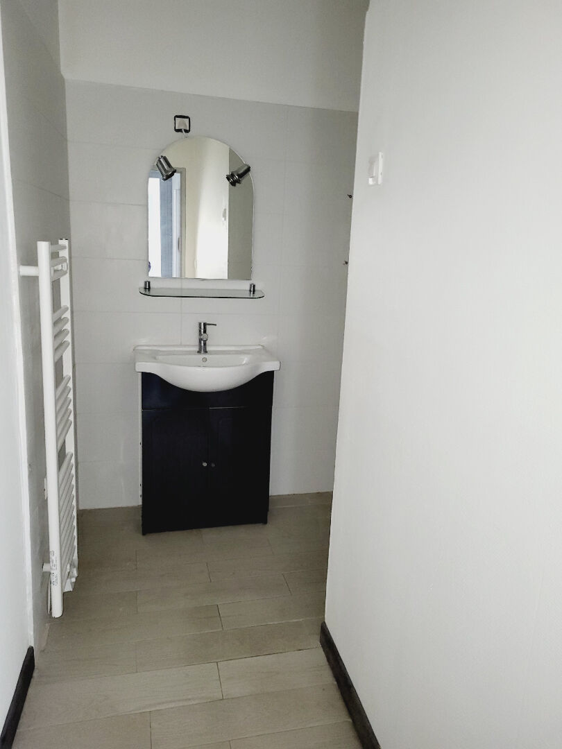 Photo A VENDRE Appartement  4 pièce(s)  T3 + Studio DAX 40100 image 4/6