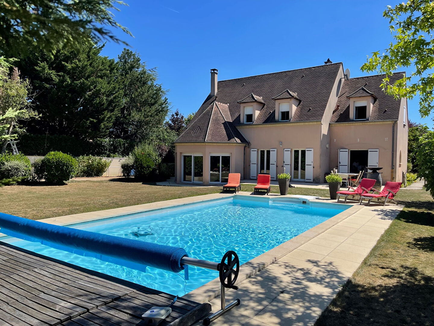 Agence immobilière de FEUCHEROLLES IMMOBILIER