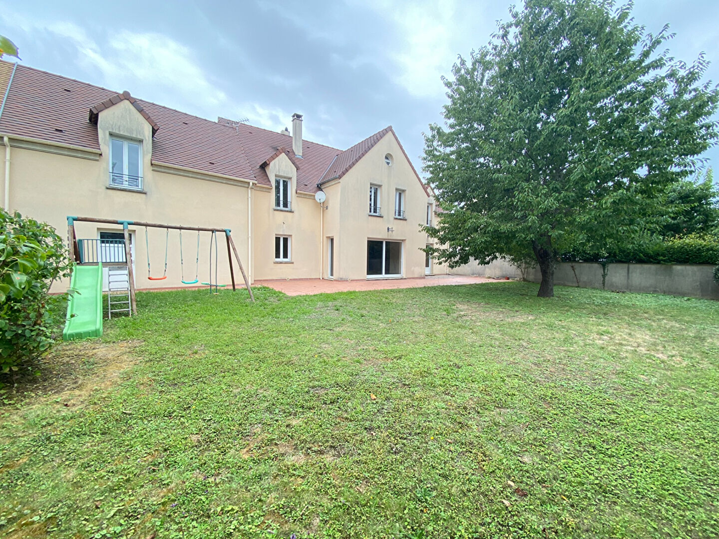 Agence immobilière de FEUCHEROLLES IMMOBILIER