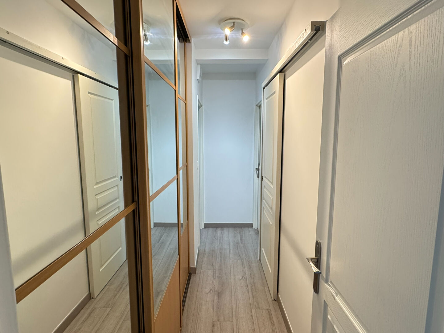 Photo PLAISIR - CENTRE VILLE image 6/6