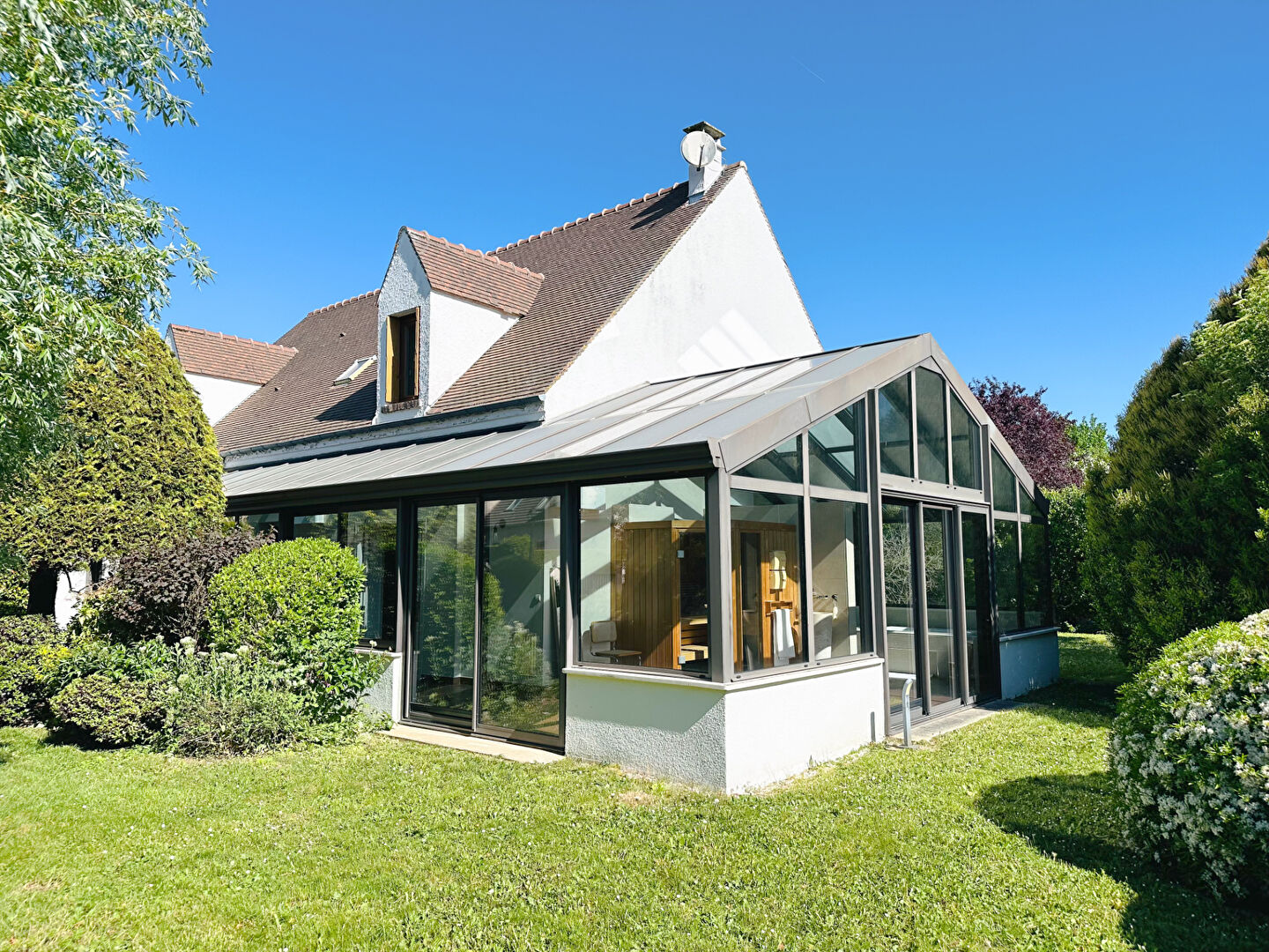Agence immobilière de FEUCHEROLLES IMMOBILIER
