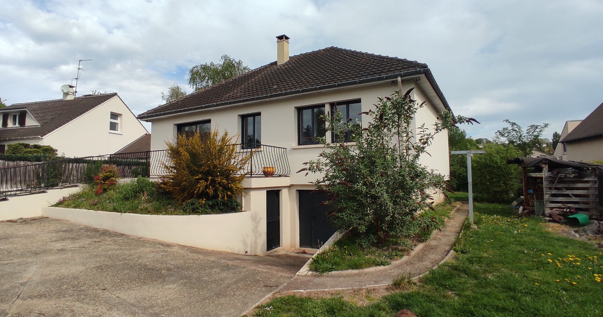 Agence immobilière de FEUCHEROLLES IMMOBILIER