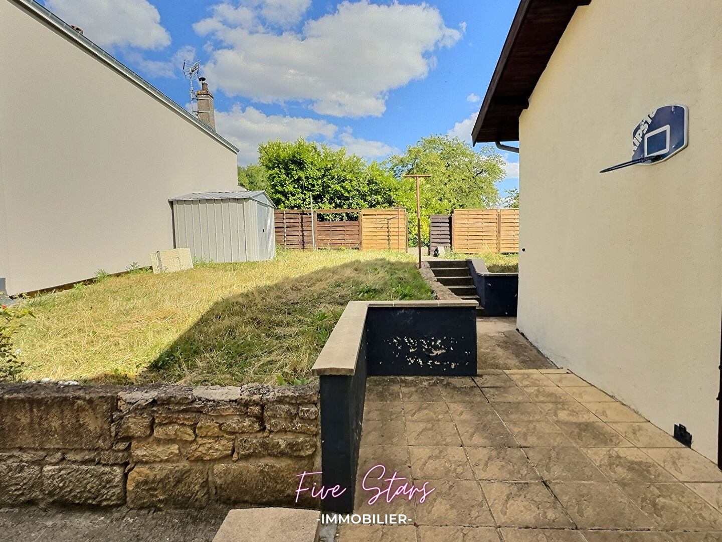Agence immobilière de Five Stars Piennes