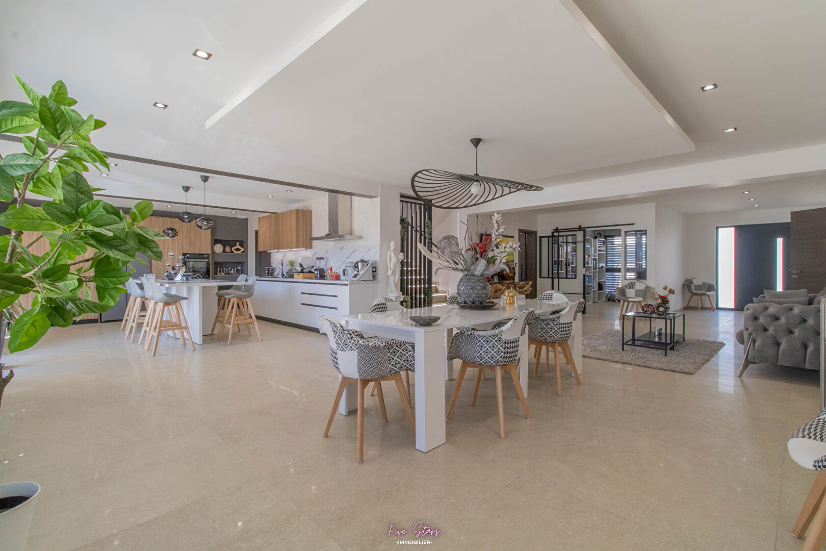 Agence immobilière de Five Stars Piennes