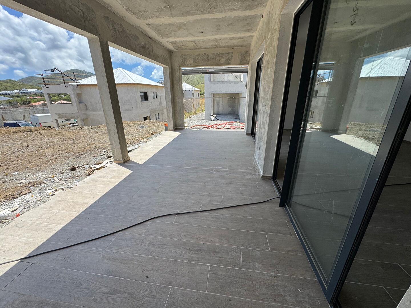 Appartement 2 pièces 46m² + Terrasse de 16m² + Parking ! SXM