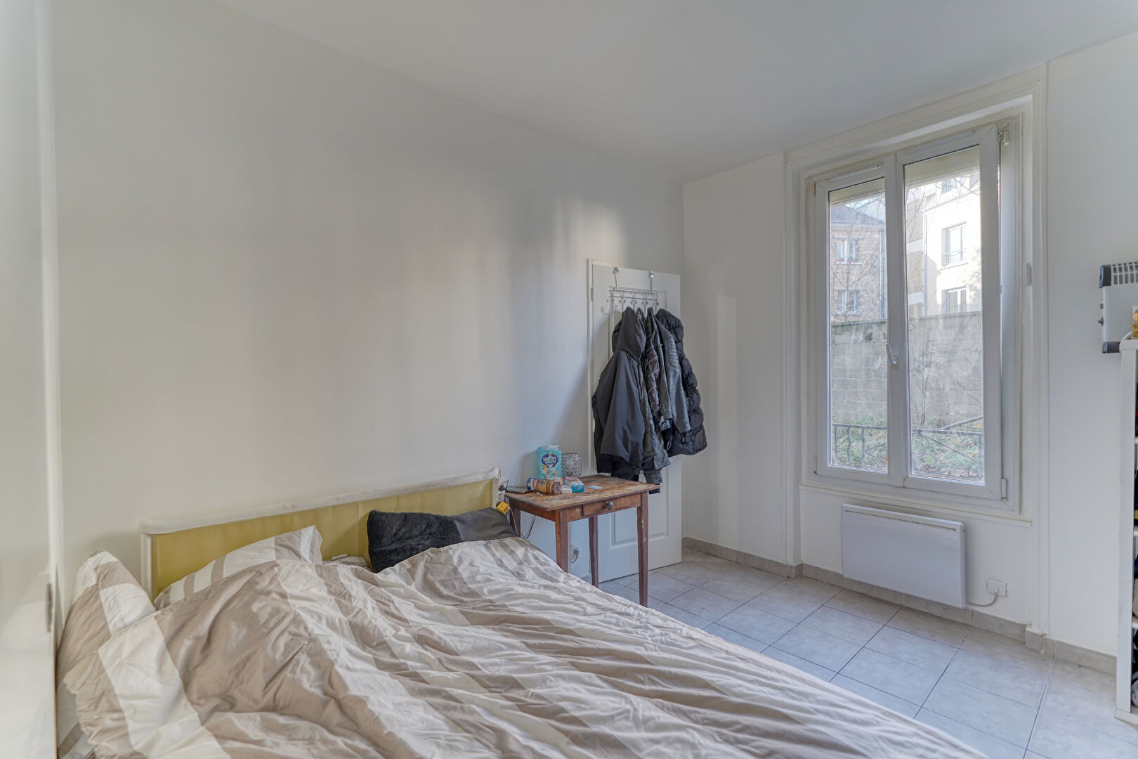 Appartement  2 pièce(s) 28.19 m²  Centre ville St-Cyr-l'Ecole