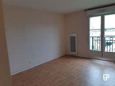 PONTORSON – T2 Ascenseur et Garage