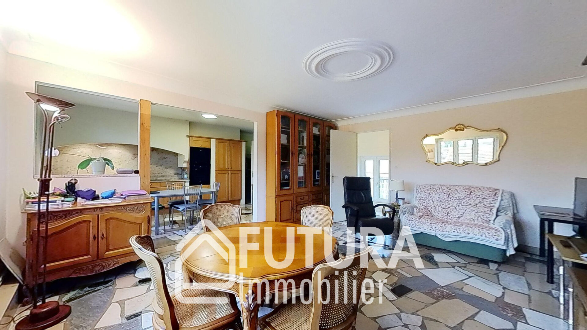 Photo Appartement Moulins Les Metz 5 pièces 122 m2 image 2/6