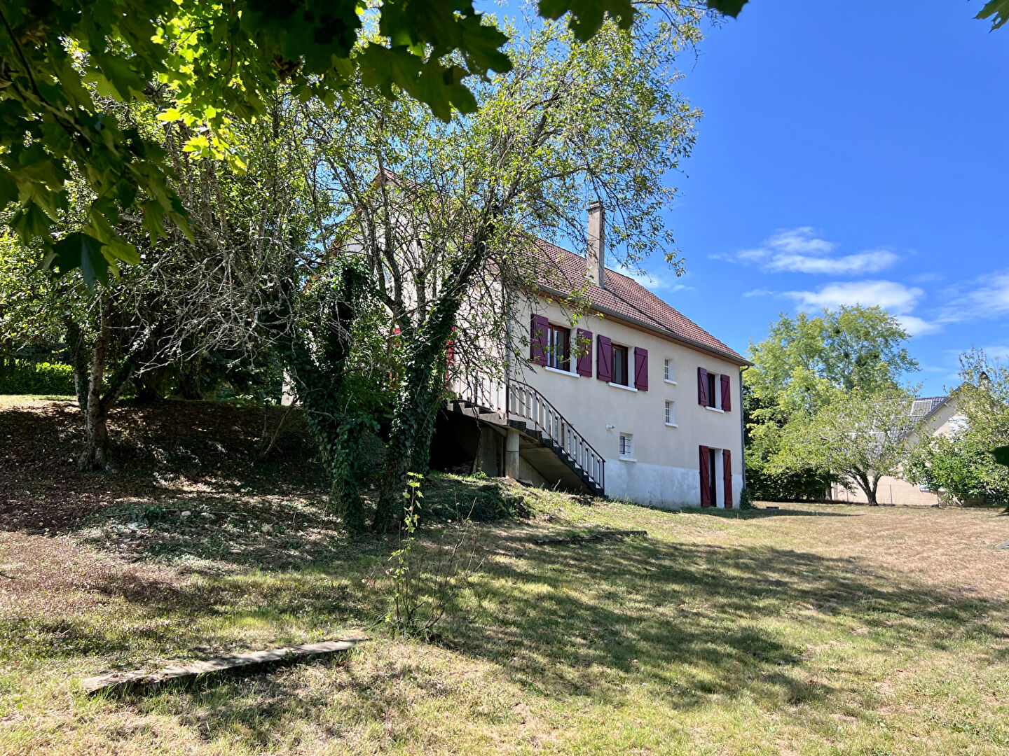 Maison spacieuse à URZY - 125 m² avec grand terrain !