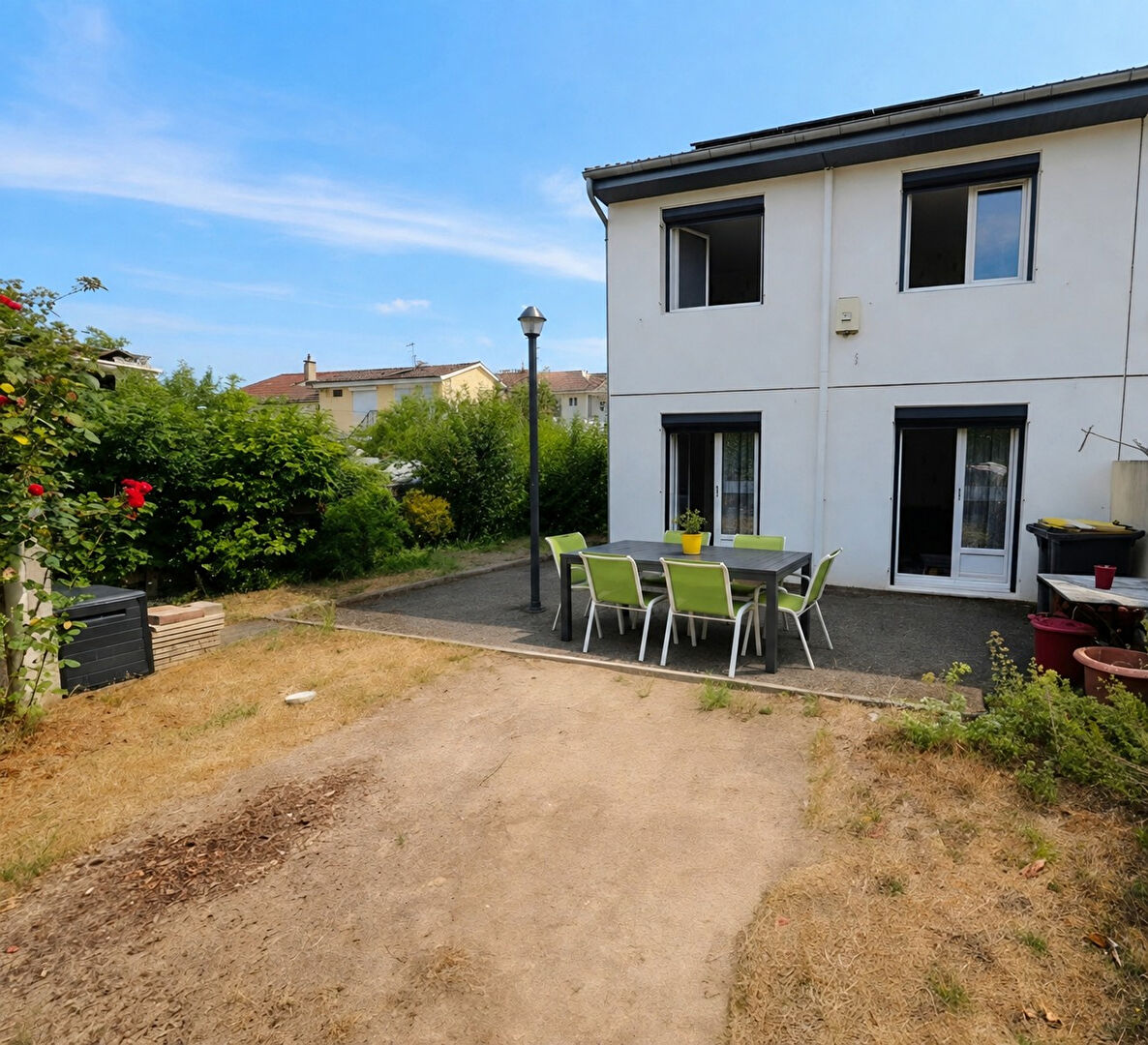 A vendre, maison à Varennes Vauzelles 3 chambres, garage, jardin.