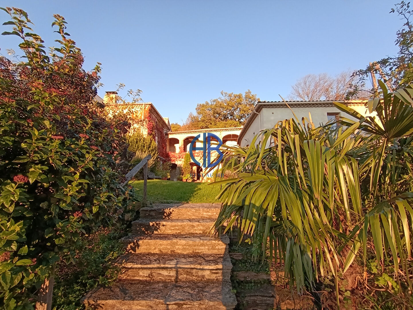 Agence immobilière de Reseau HB - GIRARDIN Fanny