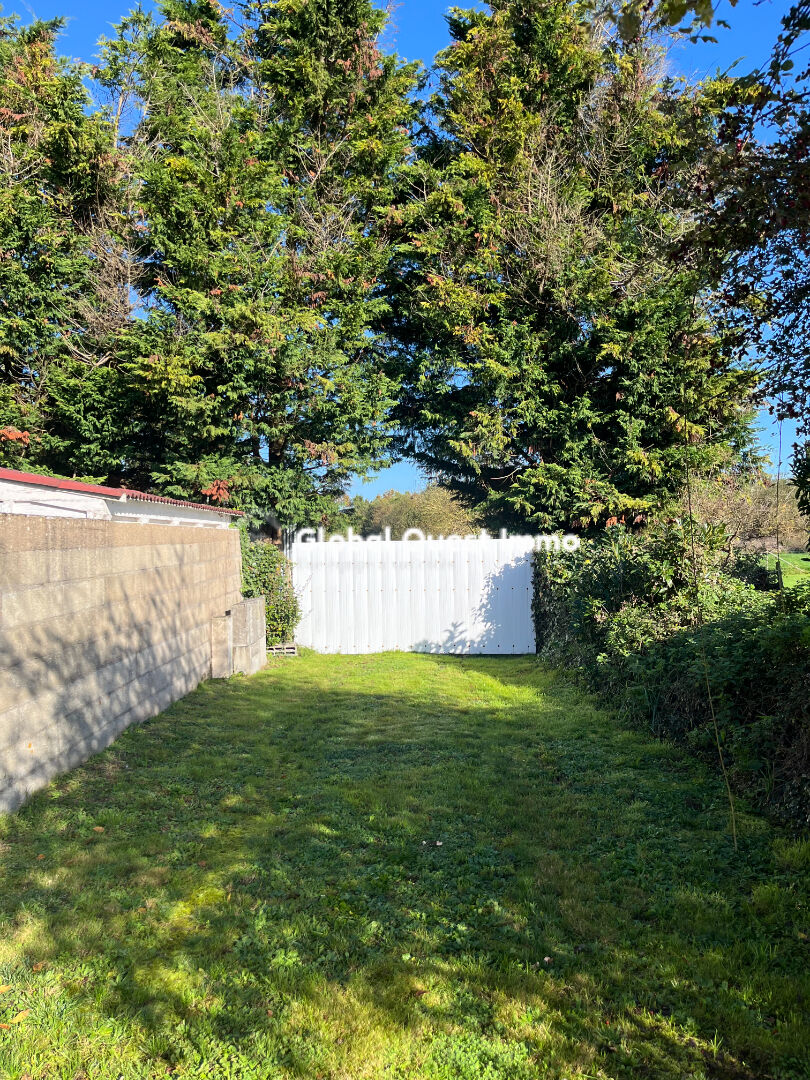 Photo TERRAIN CONSTRUCTIBLE  A BEAUVOIR SUR MER image 2/2