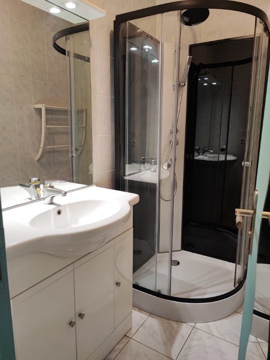 Photo F2 RDC SUR COUR sur EPERNAY image 4/4