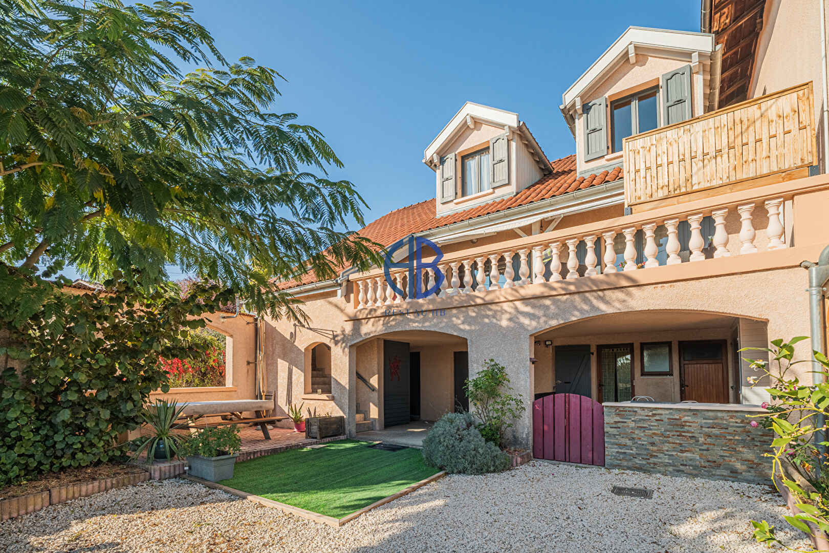 Photo Maison CRIEL DE RENAGE image 1/6