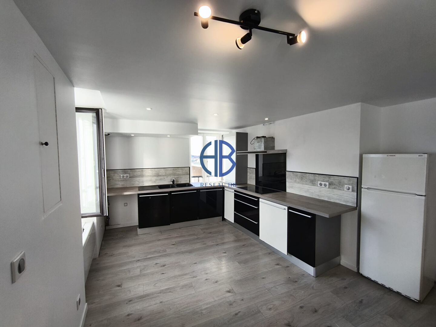 Agence immobilière de Reseau HB - GOBERTHIER Lena