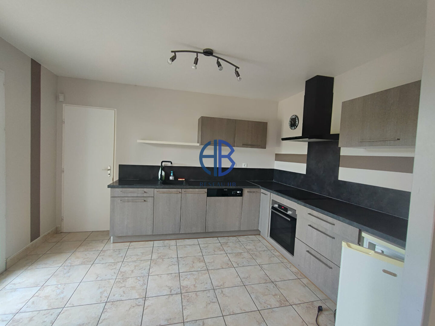 Photo Maison Marcilloles 4 pièce(s) 86 m2 image 4/6