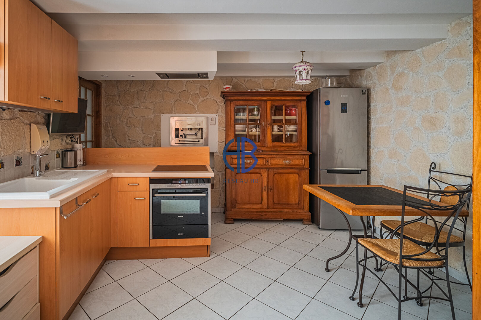 Agence immobilière de Reseau HB - GOBERTHIER Lena