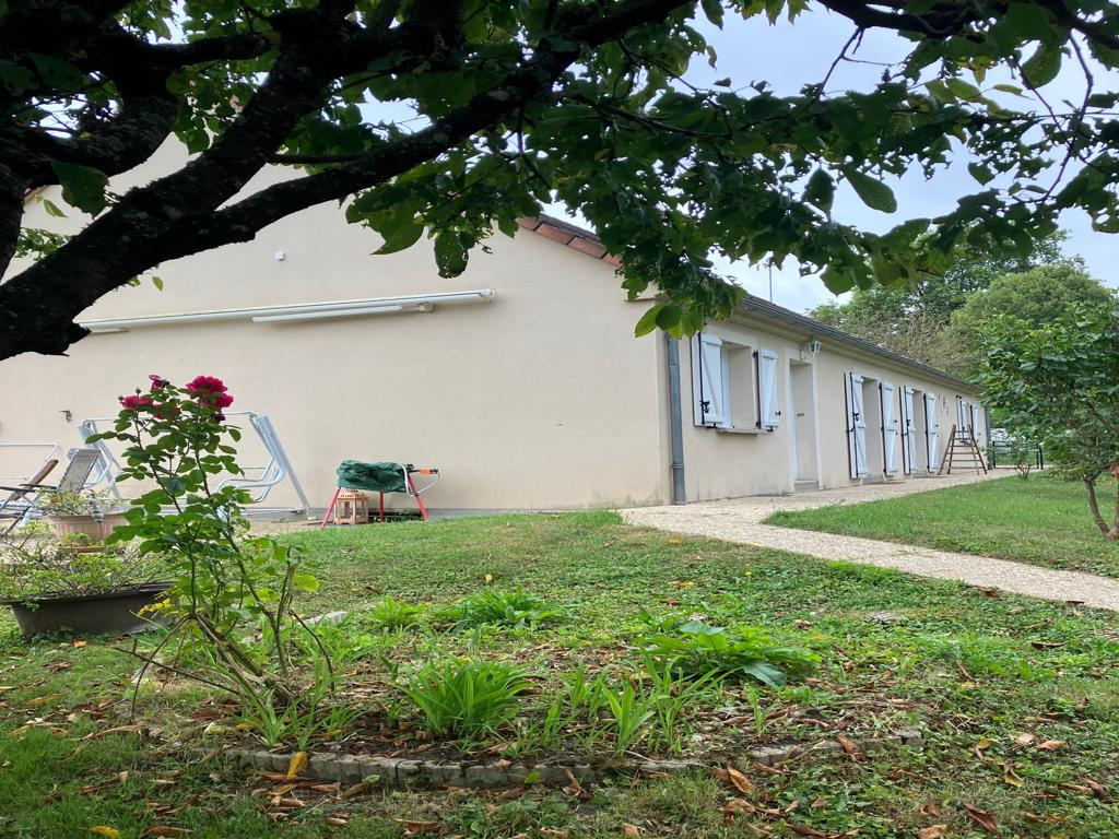 EN VENTE MARZY  BELLE MAISON  4 chambres DE PLAIN-PIED