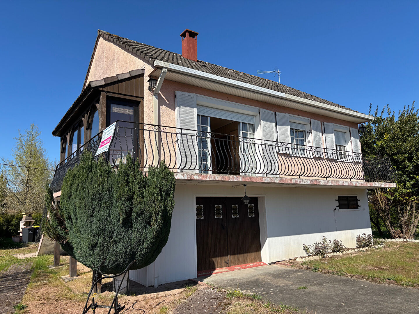 Photo EN VENTE  - GARCHIZY  - Maison sur sous-sol image 1/4