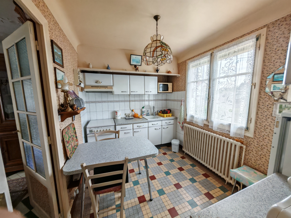 Photo EN  VENTE NEVERS - MAISON INDEPENDANTE 5 PIECES image 2/6