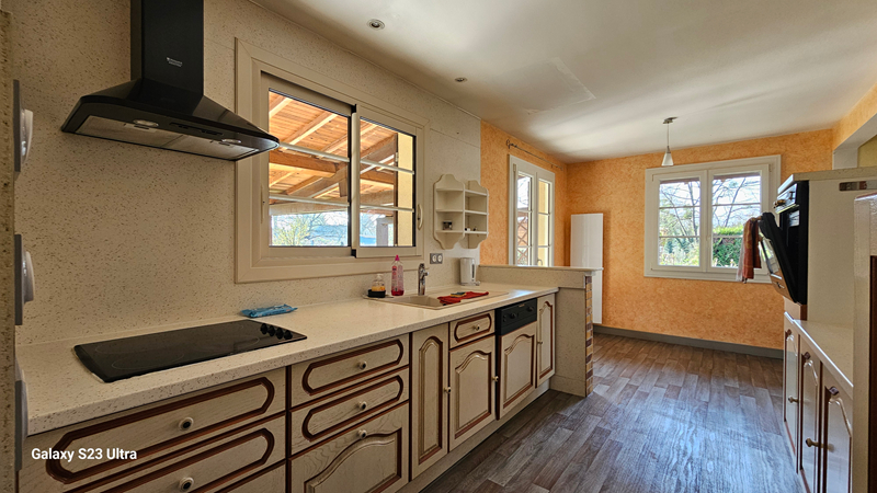 Photo A VENDRE - COSNE SUR LOIRE - Maison  plain pied 120 m² avec 3 chambres bureau image 3/6