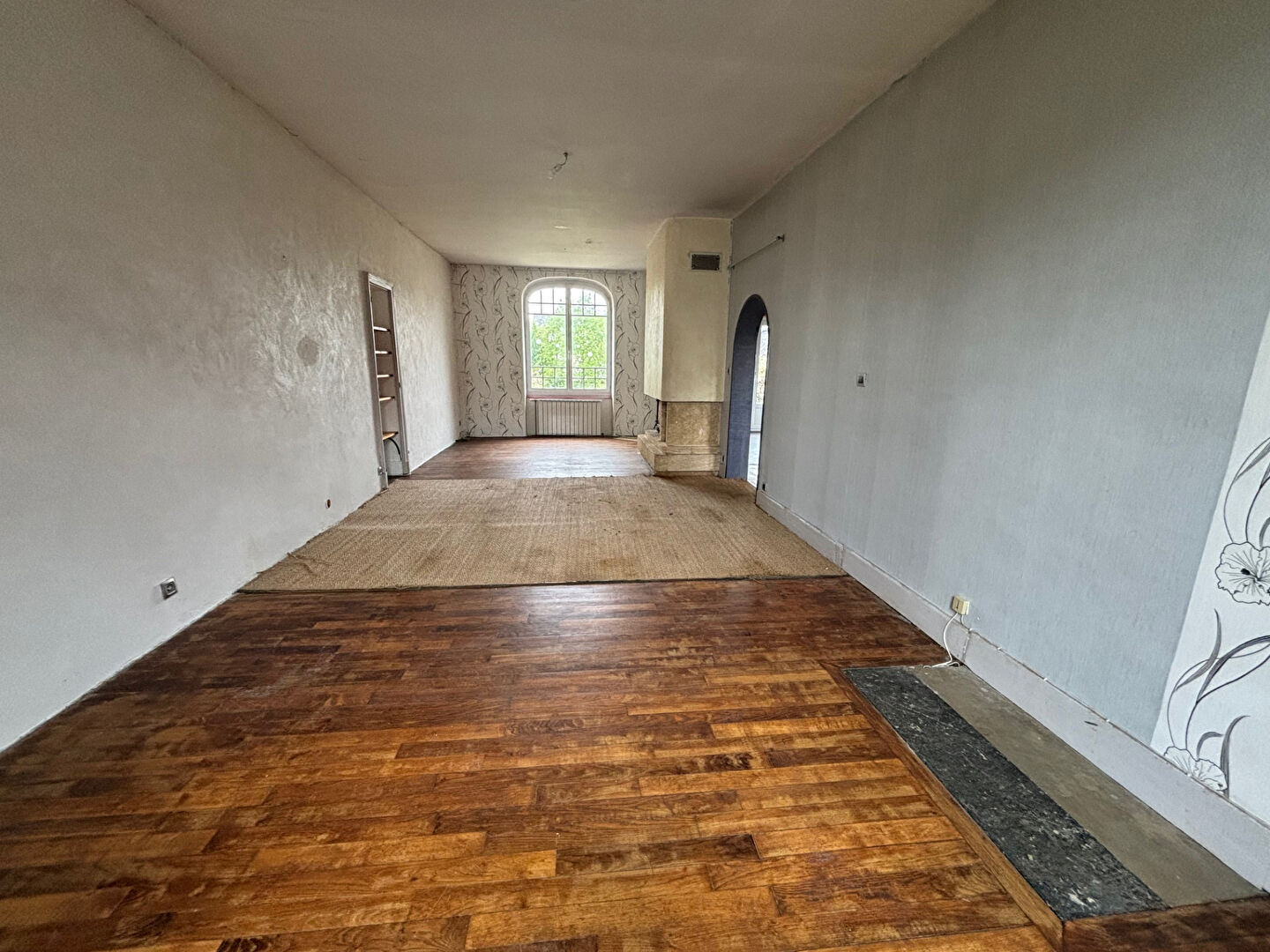 Photo EN VENTE NEVERS MAISON D'EXCEPTION  5 CHAMBRES + STUDIO image 4/6