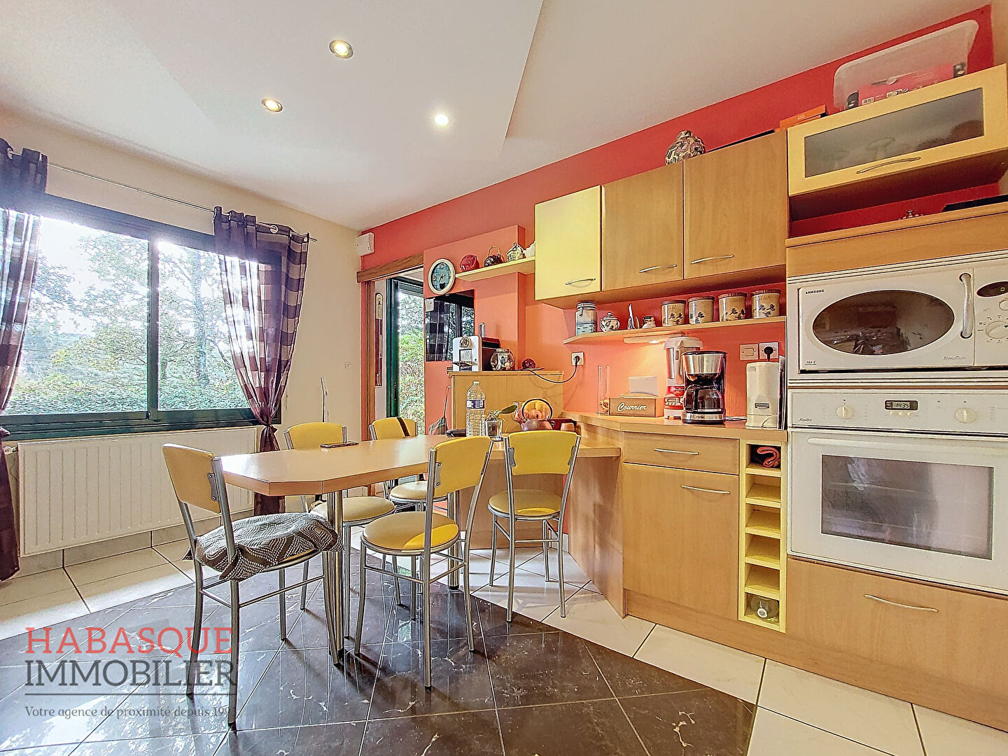 Photo A Vendre Maison LANDIVISIAU 6 pièce(s) 135 m² (168 m² utiles) image 6/6