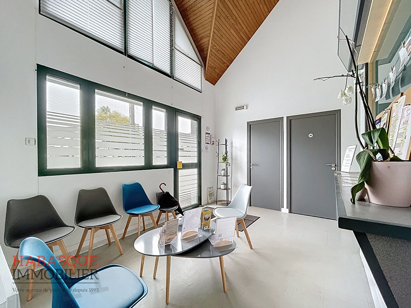 Photo Rèf : 1148 A Louer bureau image 1/6