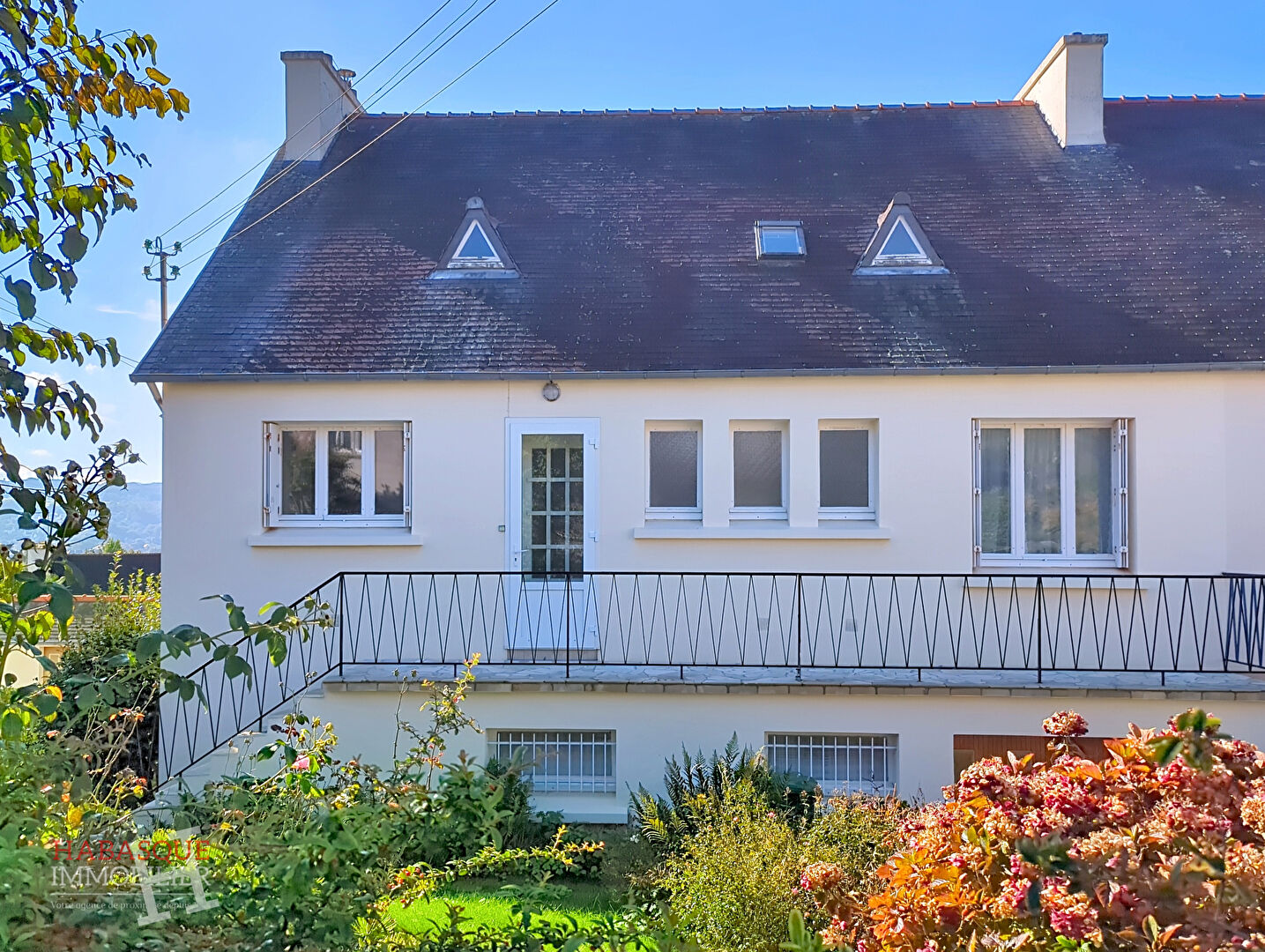 Maison à vendre à Plouedern - Référence 2231JL