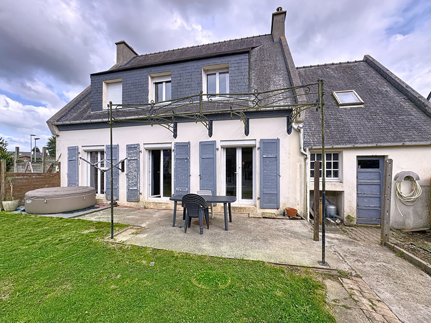 MAISON 125 M2 4 CHAMBRES