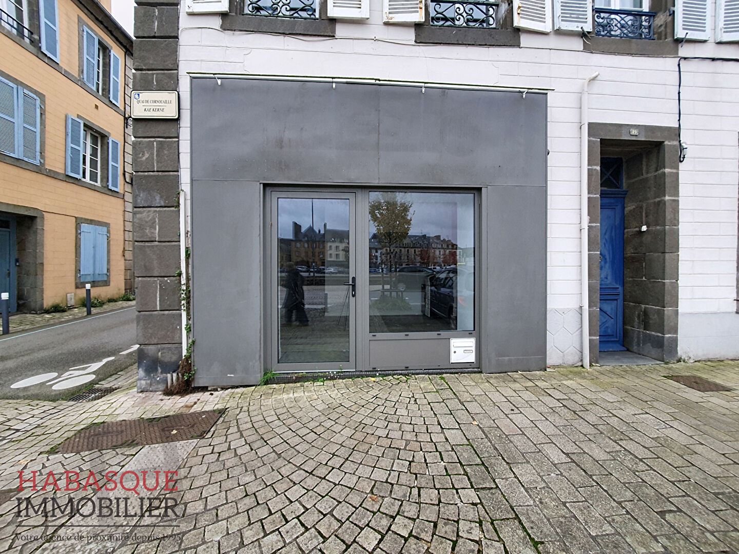 Photo Local commercial Landerneau  47 m2 image 4/4