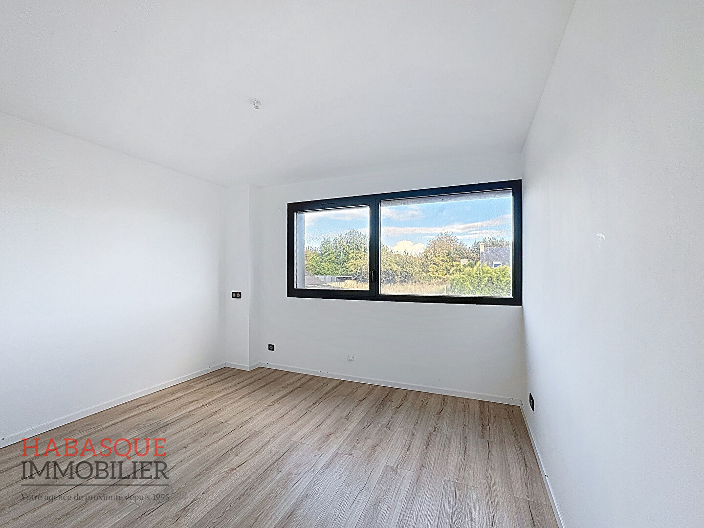 Photo À vendre : Appartement  T3 à Landivisiau image 4/6